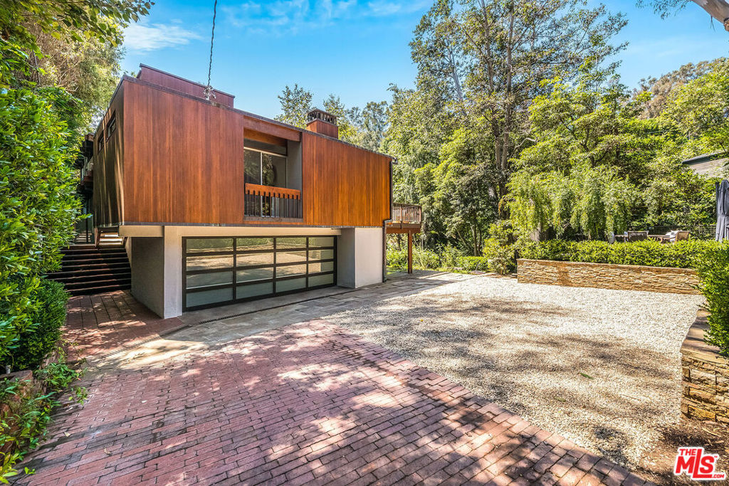 681 Brooktree Road