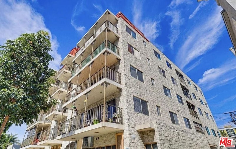 615 E Broadway 304