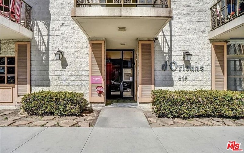 615 E Broadway 304