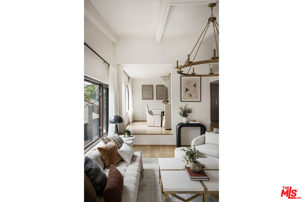 2426 Cazaux Place