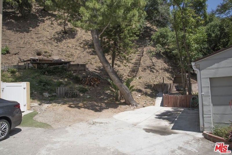 1023 Hollybush