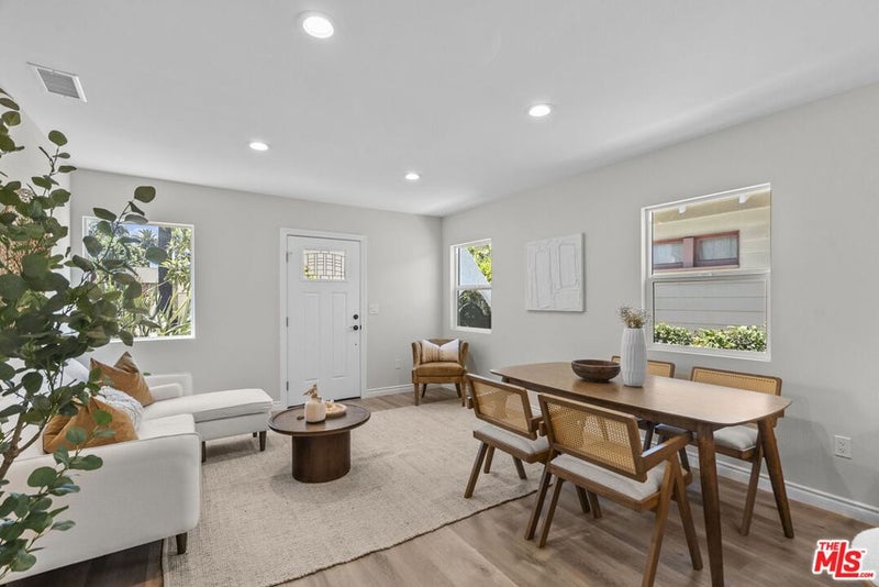 1745 W 39th Street