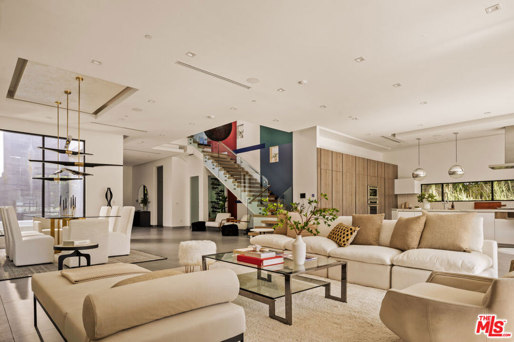 Properties 2 4445 Camellia Avenue