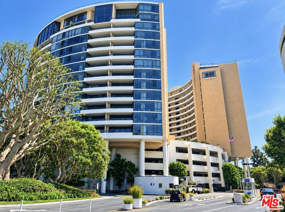 4337 Marina City Drive PH43