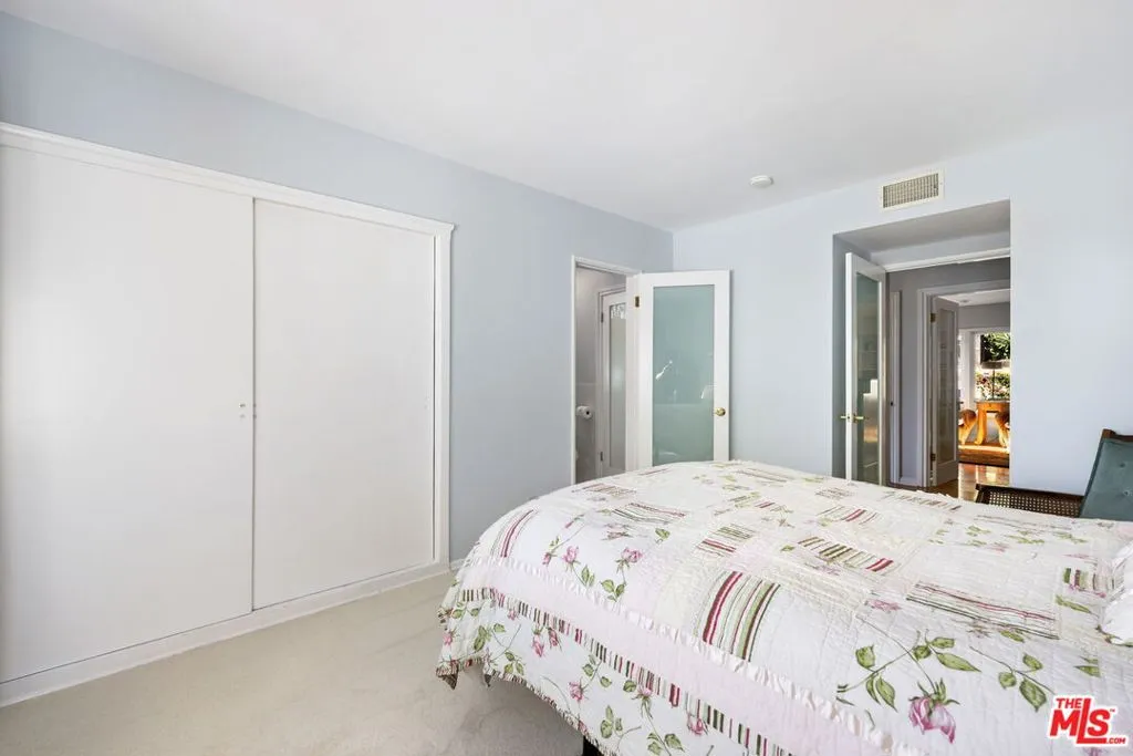 Los Angeles, California 90049, United States, 4 Bedrooms Bedrooms, ,5 BathroomsBathrooms,Residential,Active,251534