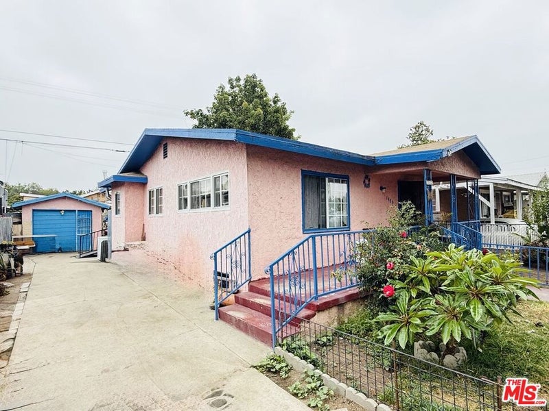 1450 W 67th Street