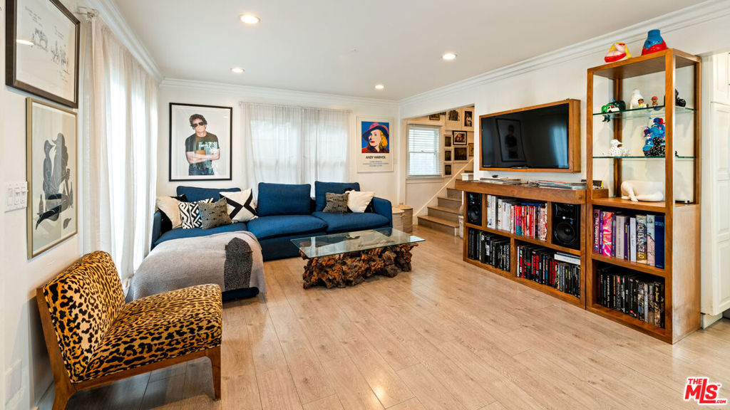 1722 Nichols Canyon Road