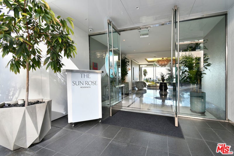 8420 Sunset Boulevard 403