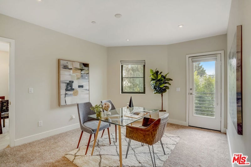 8788 Shoreham Drive 23