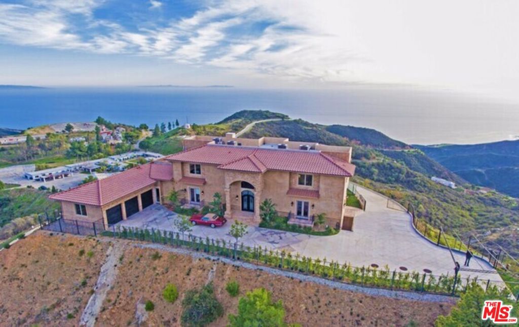 23244 W Paloma Blanca Drive