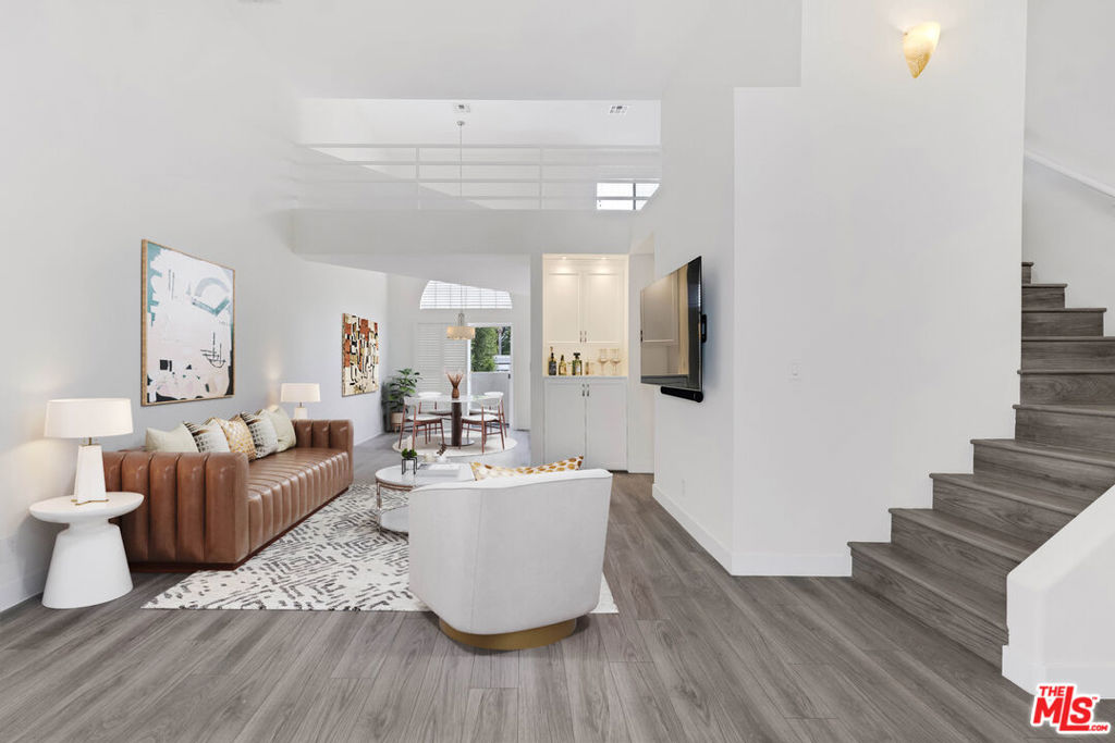 2550 S Centinela Avenue 106
