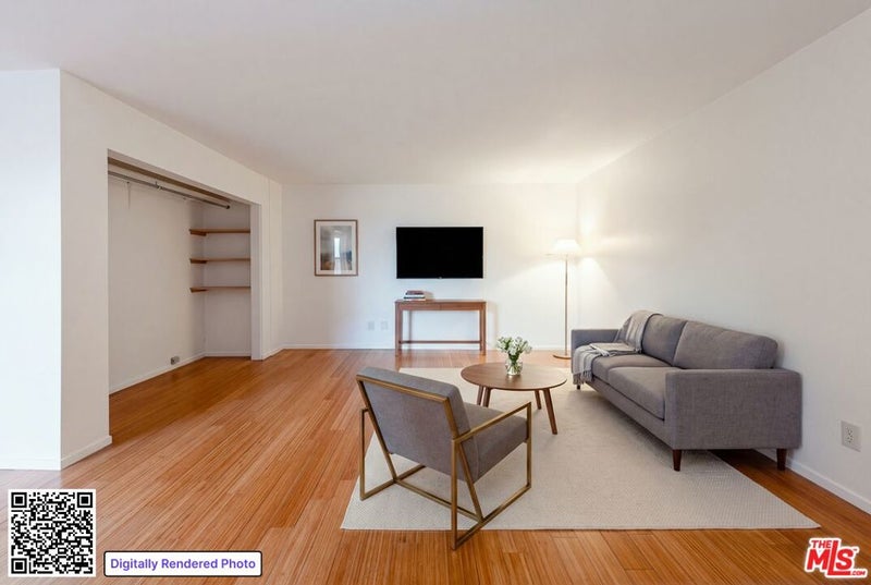 532 N Rossmore Avenue 108