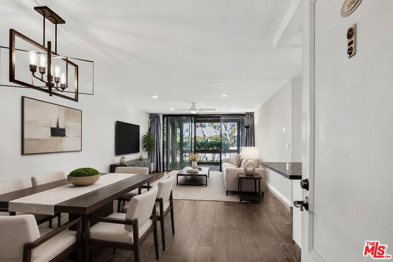 7742 Redlands Street D1046