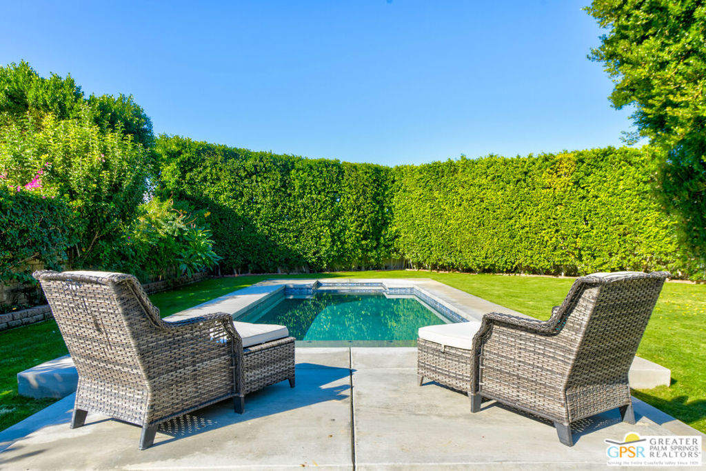 68298 Descanso Circle