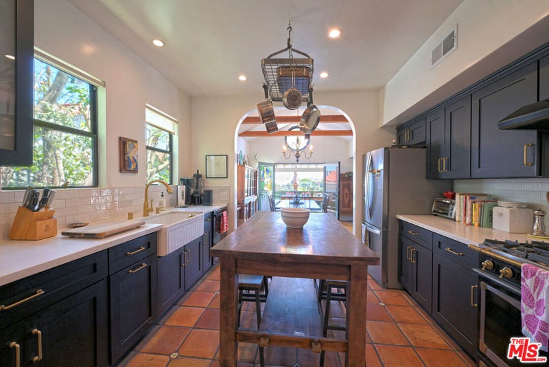 6855 Los Altos Place