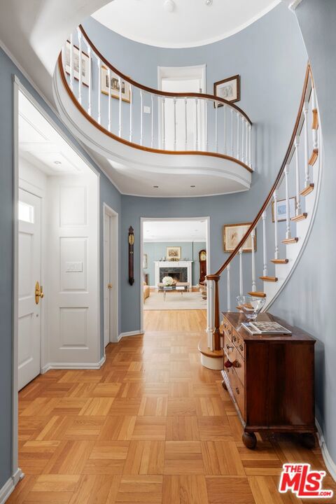 10339 Glenbarr Avenue