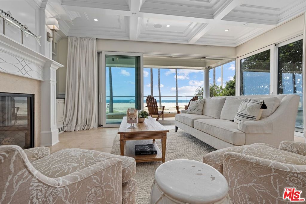 Properties 3 2705 Ocean Front Walk