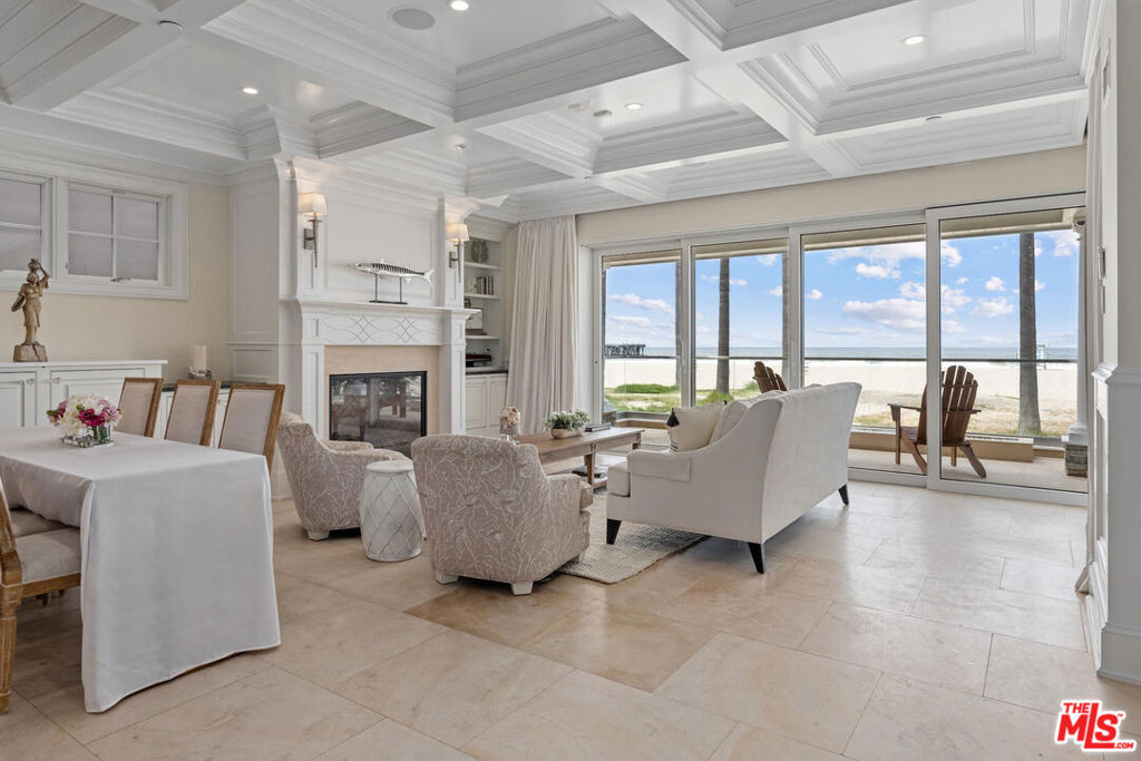 Properties 2 2705 Ocean Front Walk