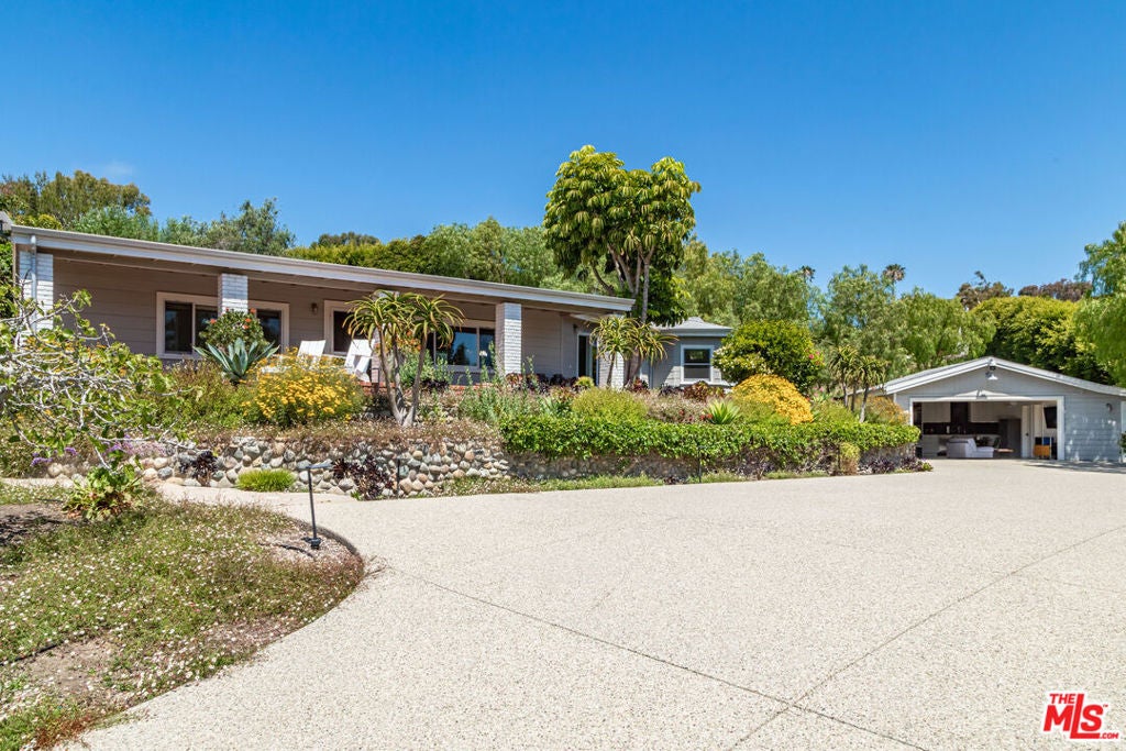 28901 Boniface Drive