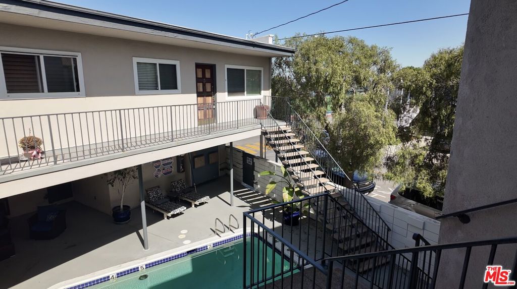 1117 Pacific Avenue 3