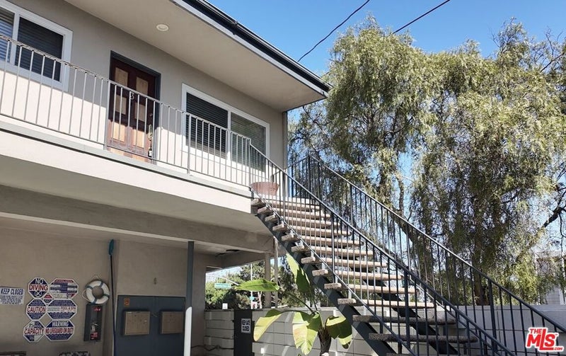 1117 Pacific Avenue 3