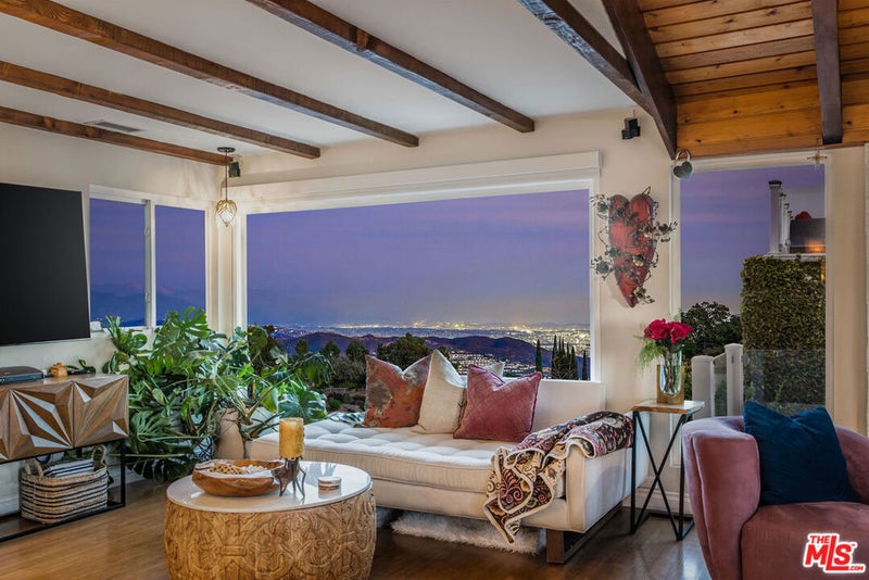 2119 Rockview Terrace