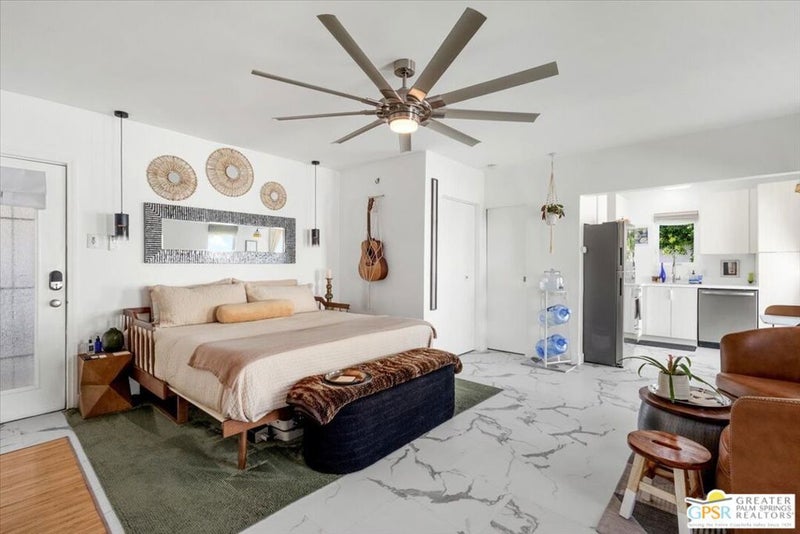 314 E Stevens Road 10