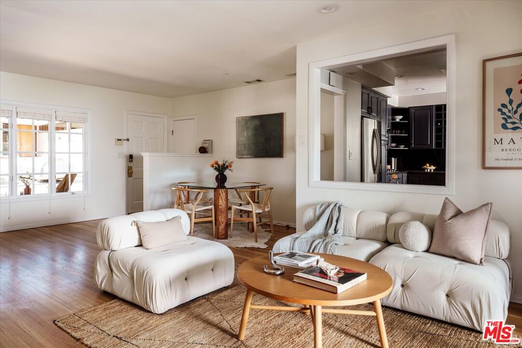 1328 Linda Rosa Avenue