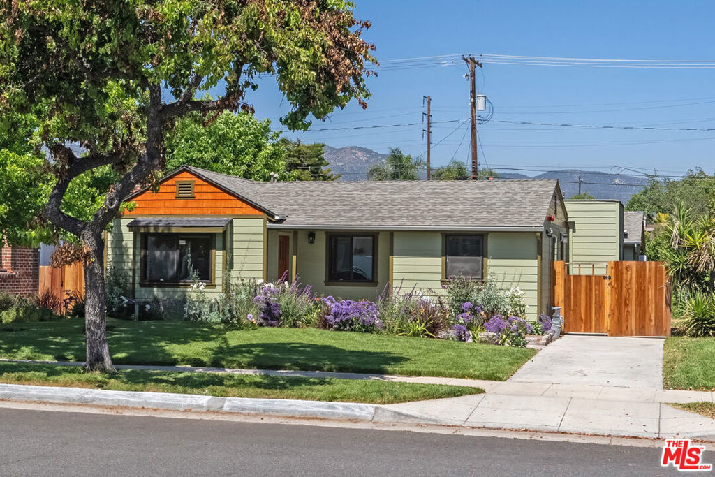 Properties 1 420 N Frederic Street