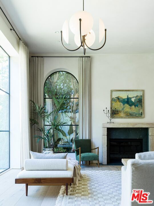 Properties 4 4137 Mary Ellen Avenue