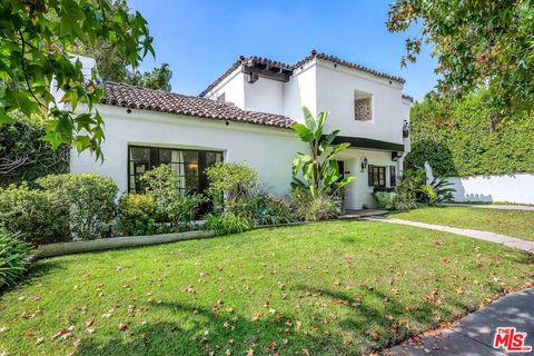 2027 N Edgemont Street Los Angeles CA 90027