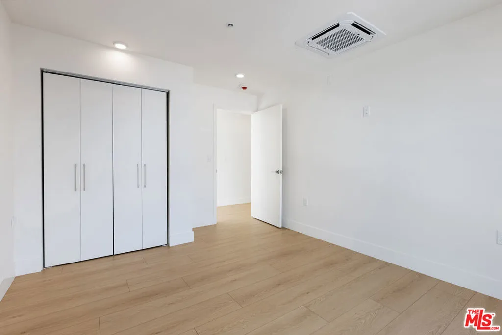 Cypress, California 90630, United States, 3 Bedrooms Bedrooms, ,2 BathroomsBathrooms,Residential,Active,239248