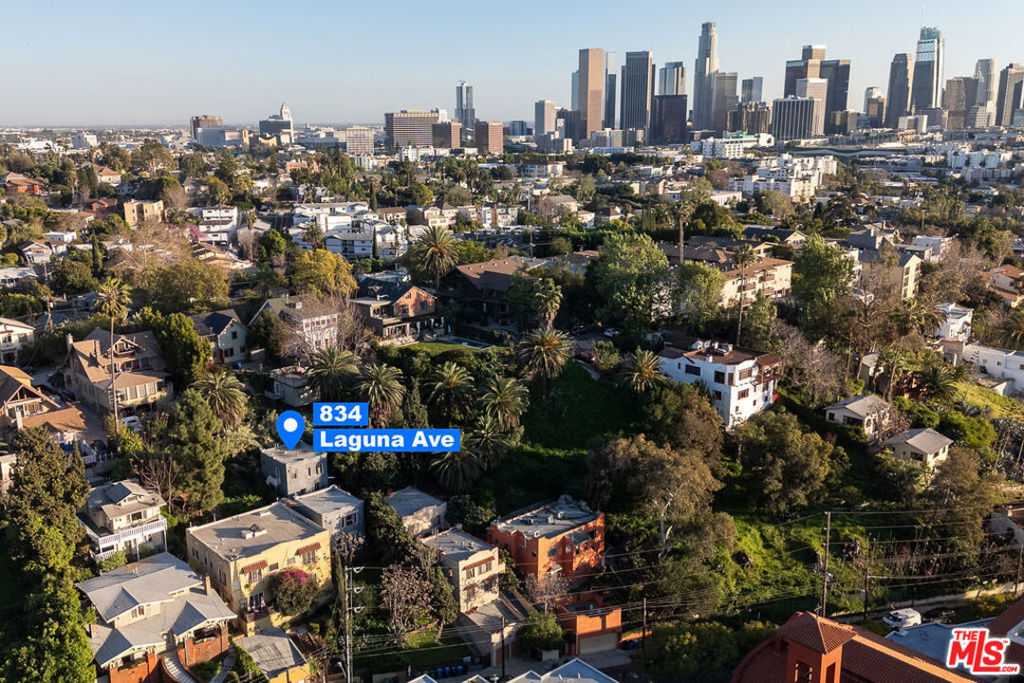 834 Laguna Avenue
