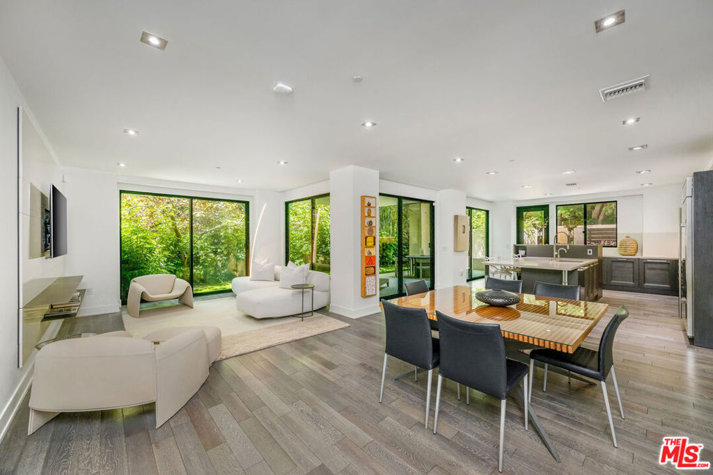 Properties 1 432 N Oakhurst Drive 101