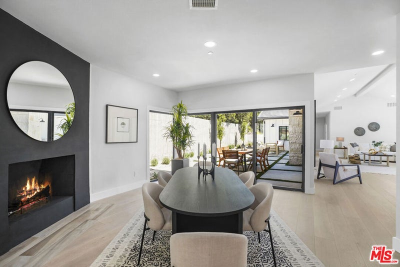 23813 Harbor Vista Drive