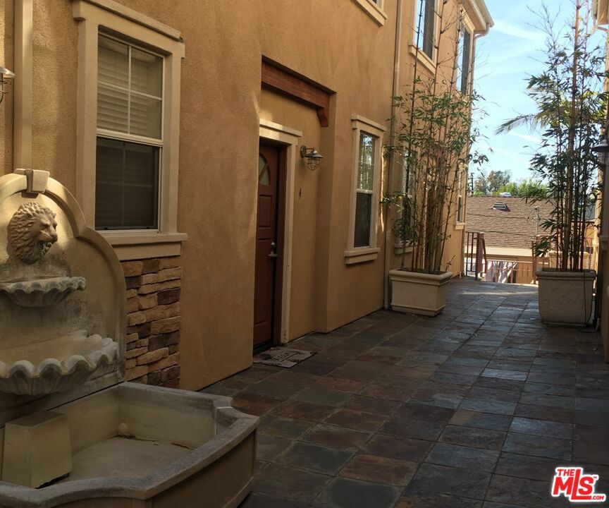 Properties 3 5820 David Avenue