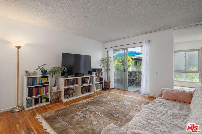 4353 Colfax Avenue 34