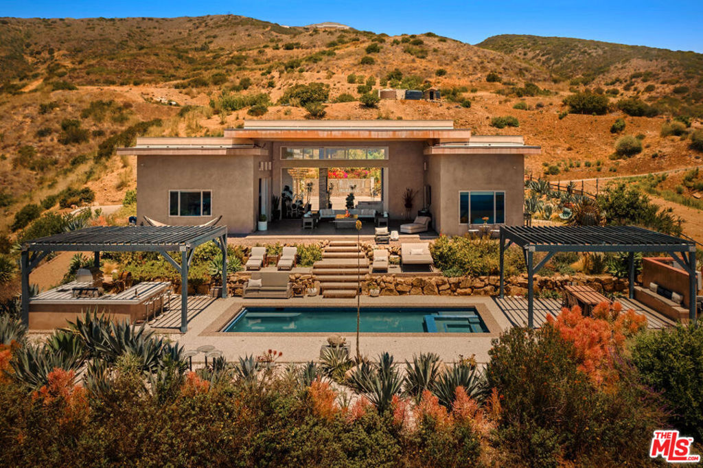 10715 Yerba Buena Road