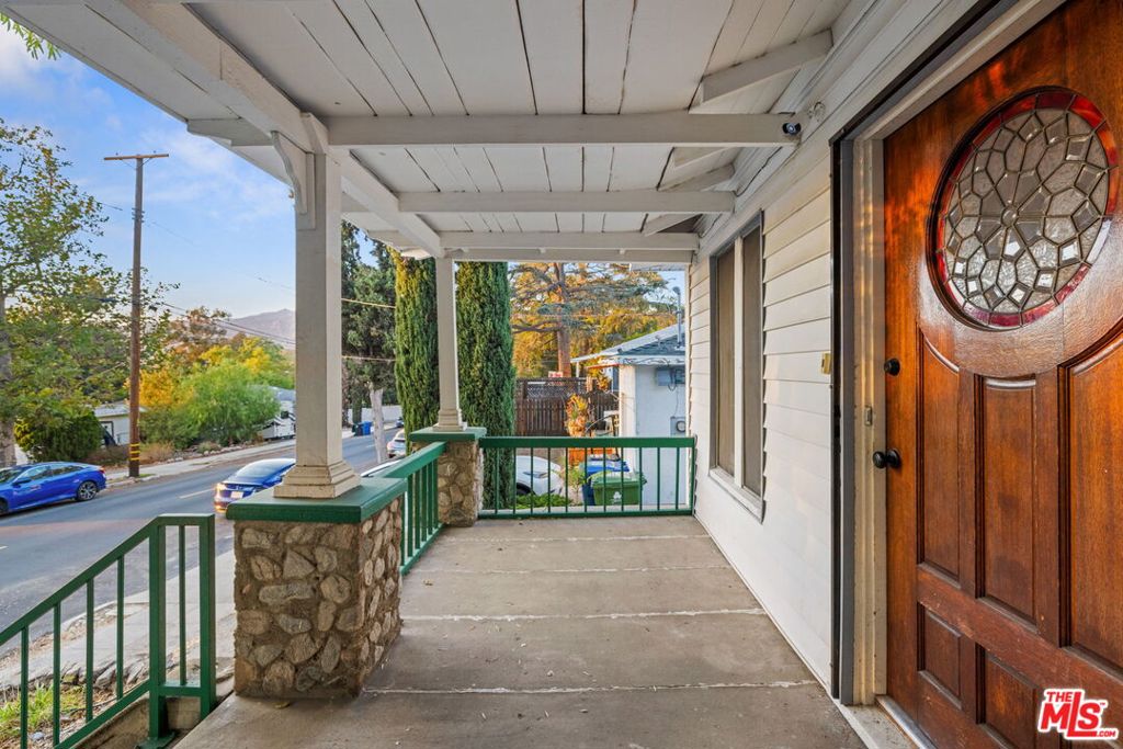 10606 Commerce Avenue