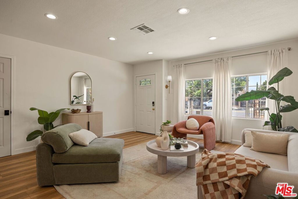13126 Terra Bella Street