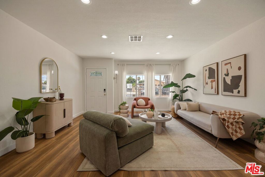 13126 Terra Bella Street