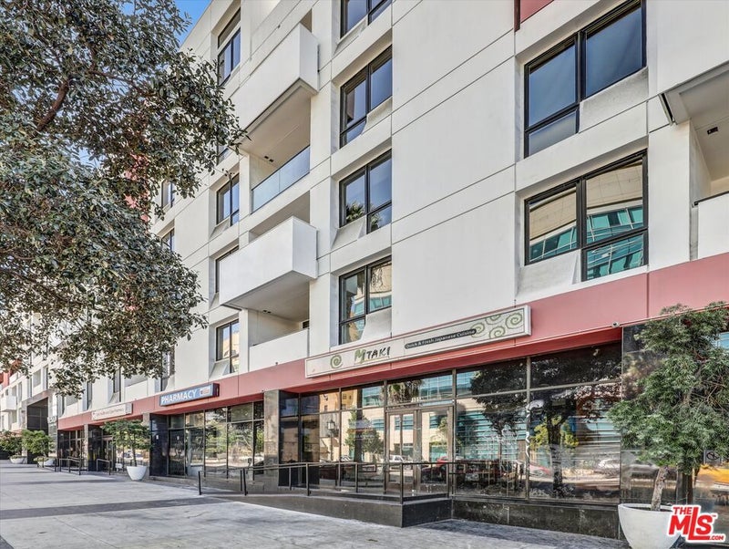 1234 Wilshire Boulevard 118