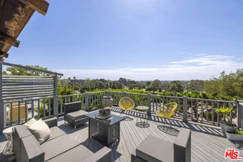 Photo of 1808 Navy Street, Santa Monica, CA 90405 (MLS # 26868709)