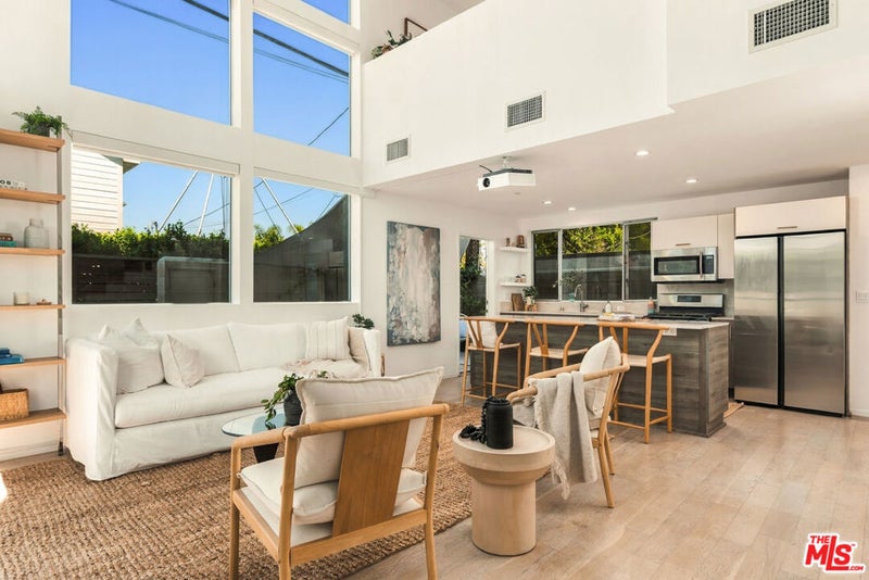 5411 W Wilshire Vista Lane