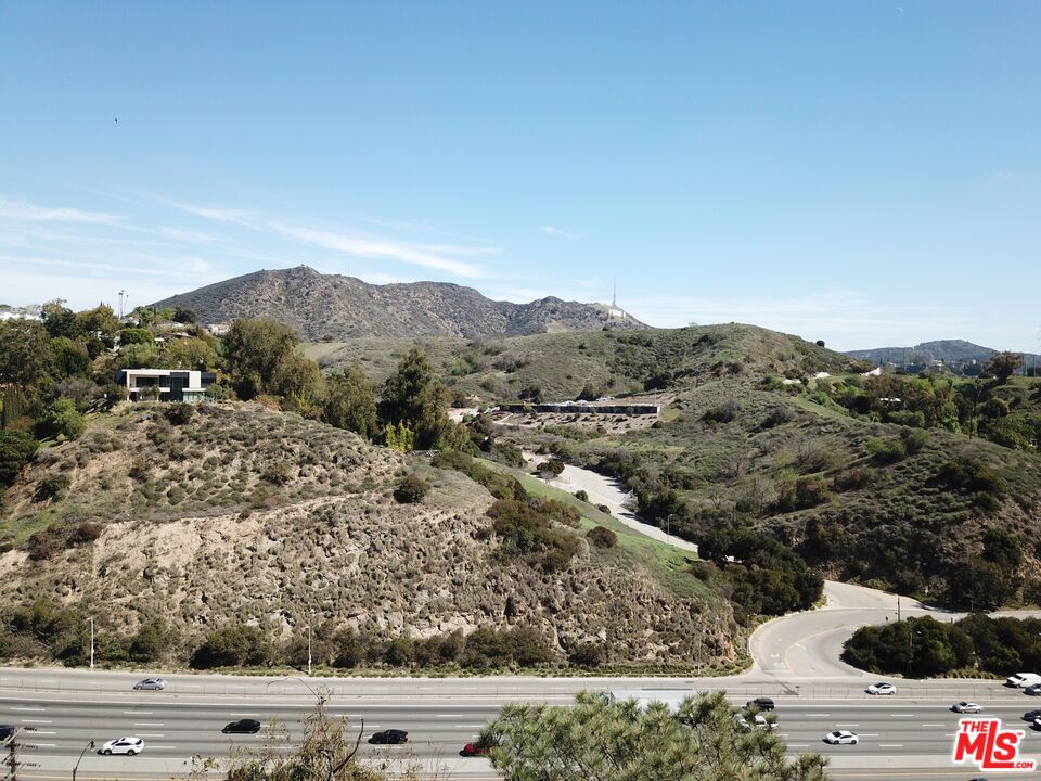 2925 N Park Center Drive