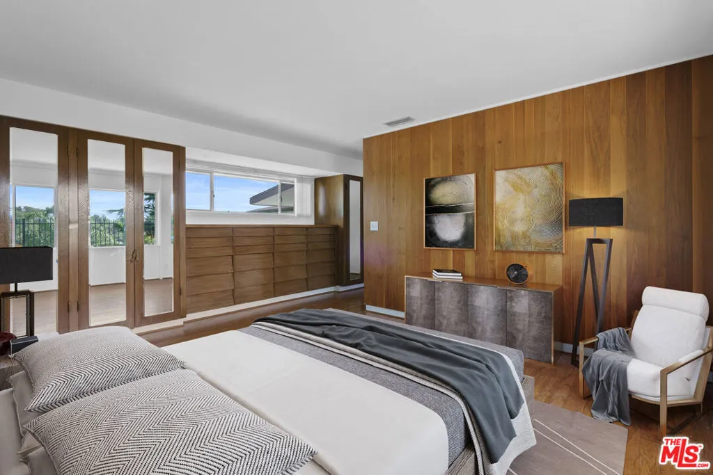 Beverly Hills, California 90210, United States, 5 Bedrooms Bedrooms, ,7 BathroomsBathrooms,Residential,Active,146242