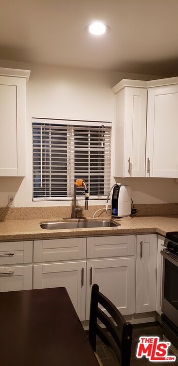 1128 N Commonwealth Avenue