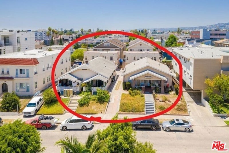 423 N Serrano Avenue