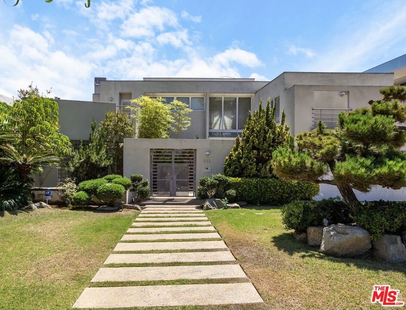 962 Franklin Street