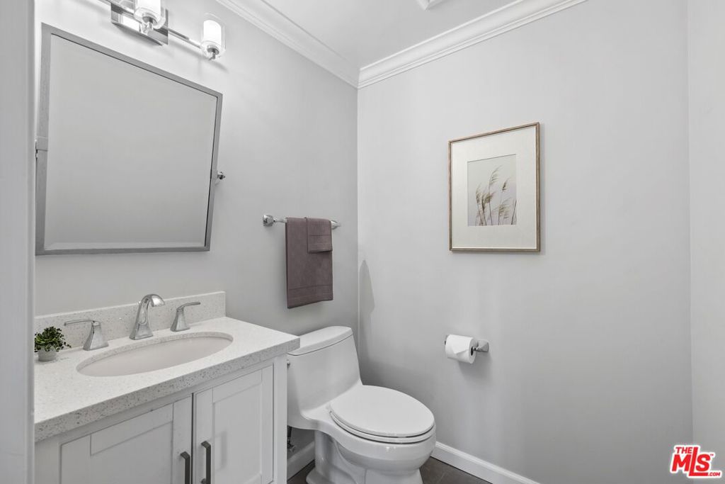 1018 4th Street 203